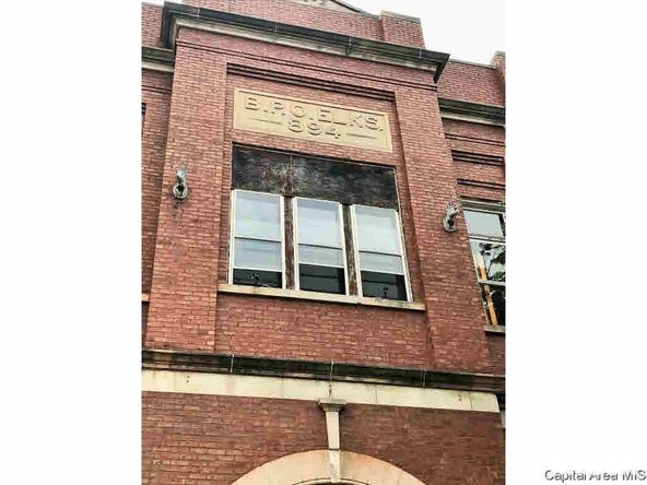 88 N Prairie St, Galesburg, IL 61401